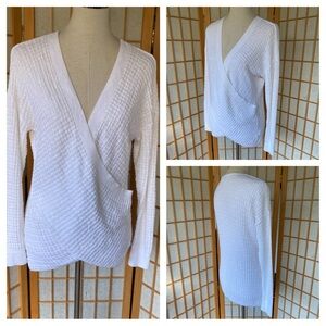 Express White Wrap Waffle Knit Lightweight Sweater SZ M